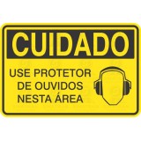 Use protetor de ouvidos nesta área